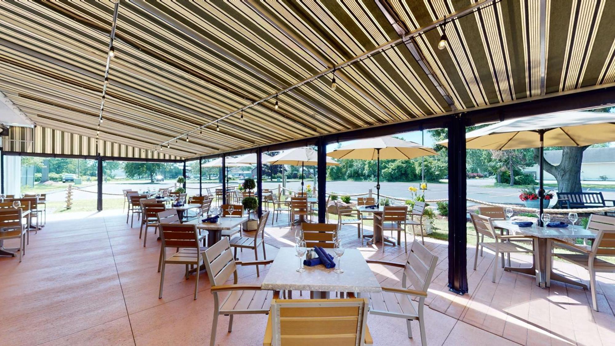 Best Western Plus Windjammer Inn & Conference Center Берлингтон Экстерьер фото